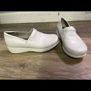 Grey Anatomy SoftWalk Medical Shoes